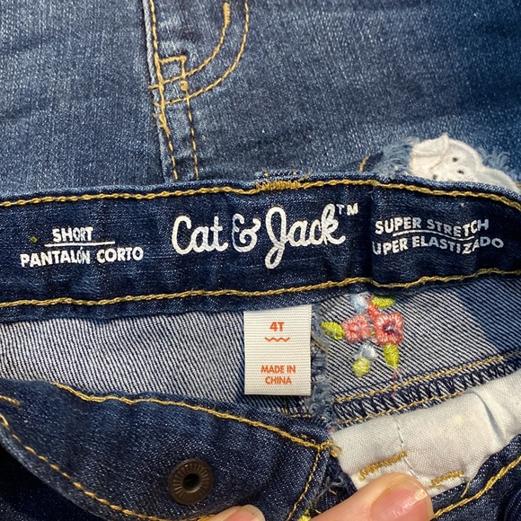 Cat and Jack Girls Denim Shorts stretch shorts 3T and 4T Geranimals White Tank - Picture 9 of 16